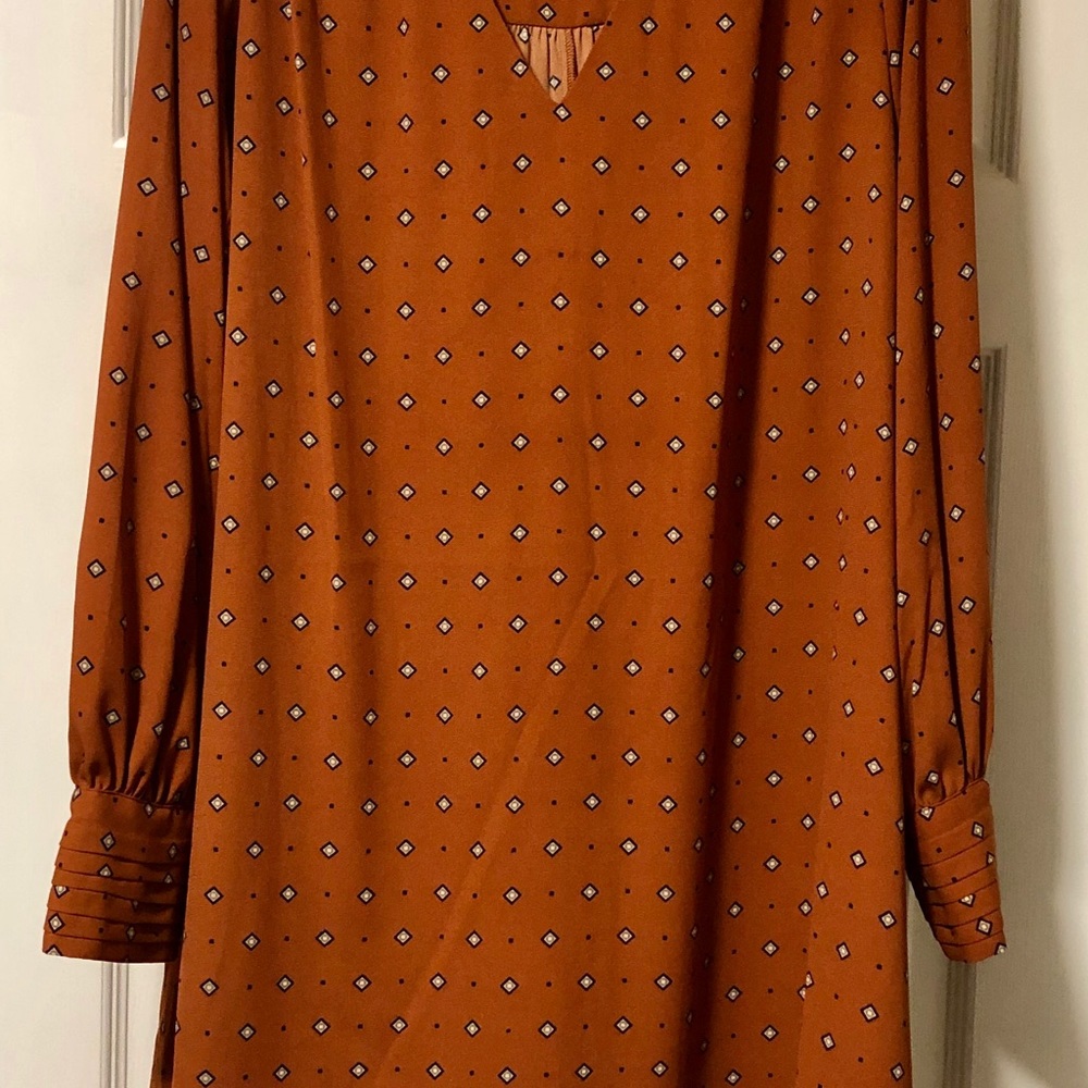 A New Day Rust Pattern Tunic Top with Cuff Sleeves